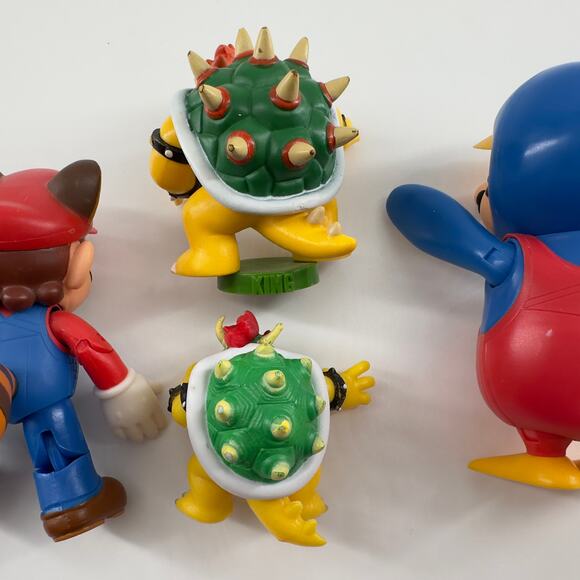 Super Mario Bros  5 Figure Set – Luigi, Mario,  2 Bowser & Penguin Mario - Picture 5 of 10